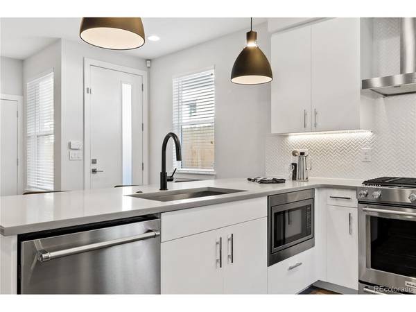1432 Knox, Denver, CO 80204