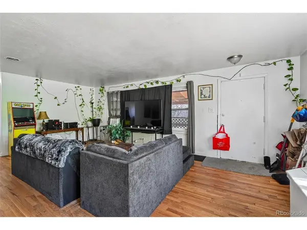 3831 S Knox, Denver, CO 80236