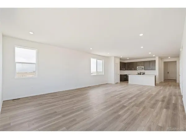 47409 Magnolia, Bennett, CO 80102