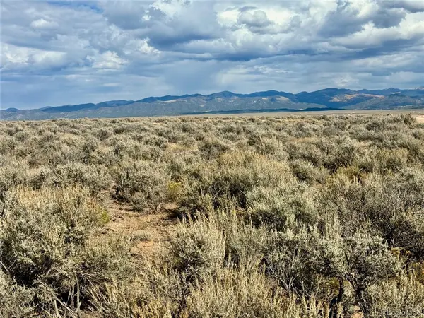 9 S 13th, Blanca, CO 81123
