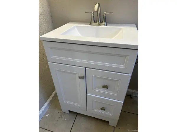 1480 Boston, Aurora, CO 80010