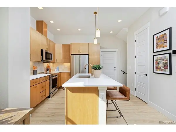 2876 S Machebeuf, Denver, CO 80236