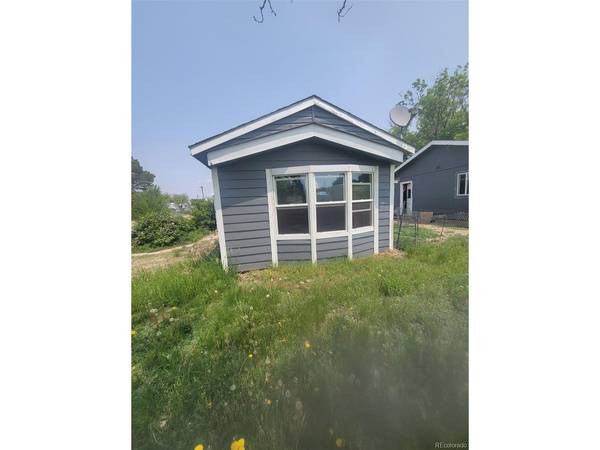 722 Pawnee, Flagler, CO 80815