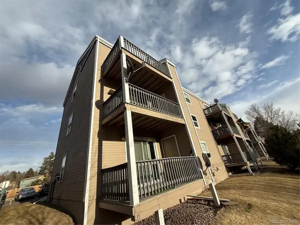 1211 S Gilbert, Castle Rock, CO 80104