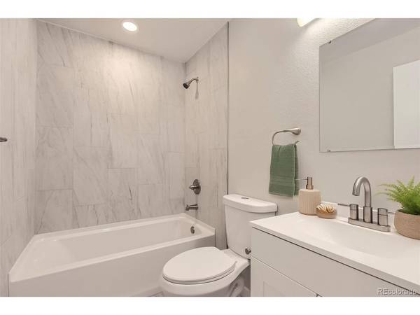1811 S Quebec #31, Denver, CO 80231