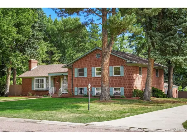 29 Briarwood, Colorado Springs, CO 80906