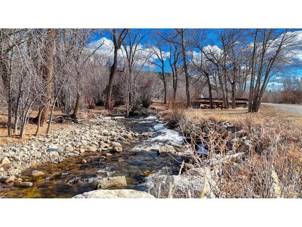 16955 Little River, Salida, CO 81201