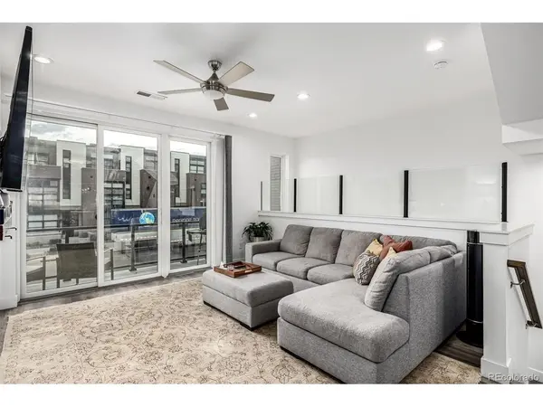6820 E Lowry, Denver, CO 80230