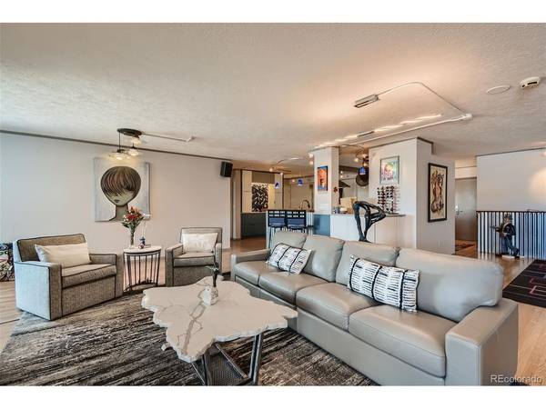 1777 Larimer #1908, Denver, CO 80202