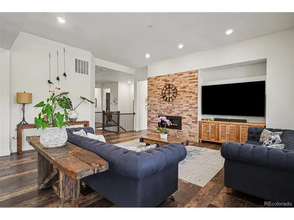 2204 Sedgwick, Longmont, CO 80503