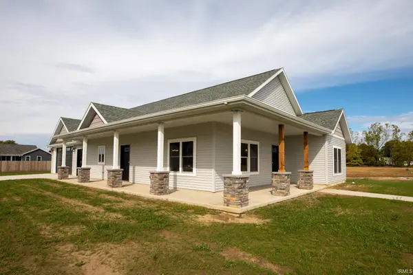 204 Fawn CT, Argos, IN 46501