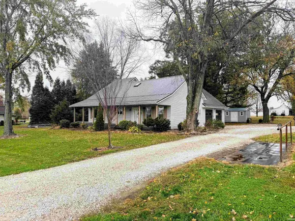 103 N Main ST, Cannelburg, IN 47519