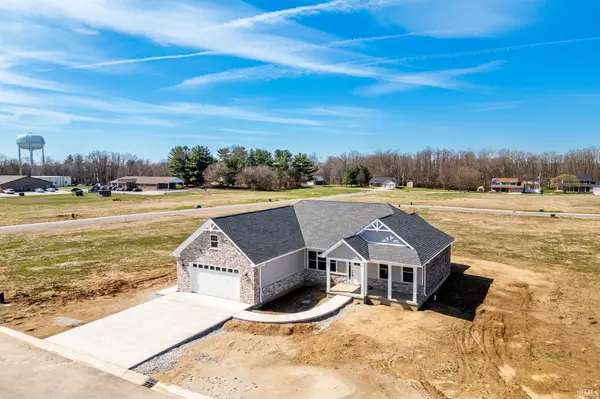 26 Fountain DR, Covington, IN 47932