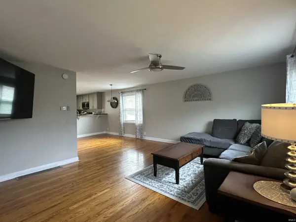 8357 St. Rd. 54 W. ***, Avoca, IN 47420