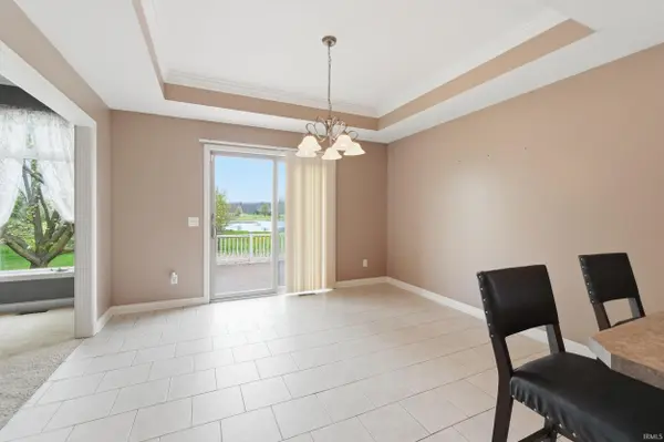5369 Bear Creek PASS, Auburn, IN 46706