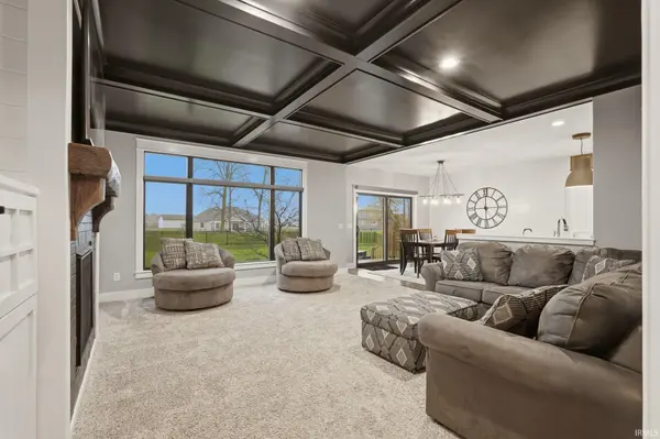 5587 Deer Hollow RD, Auburn, IN 46706-1578