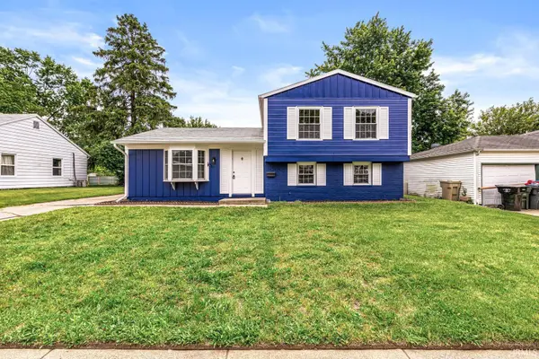 1456 Oakdale DR, South Bend, IN 46614