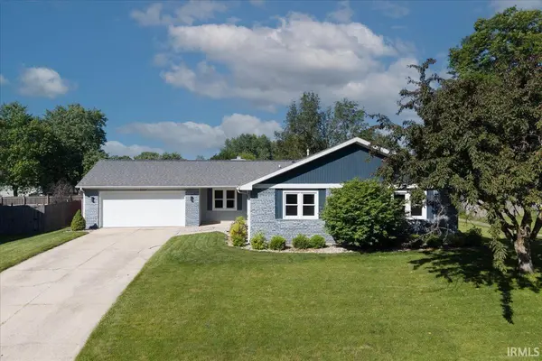 9227 Soaring Hill PL, Fort Wayne, IN 46804-4856