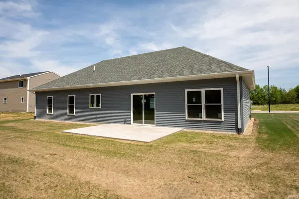215 Whitetail LN, Argos, IN 46501