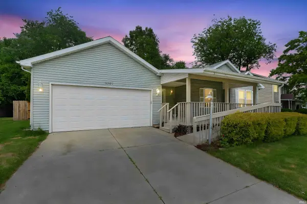 10205 Rosewood CT, Osceola, IN 46561