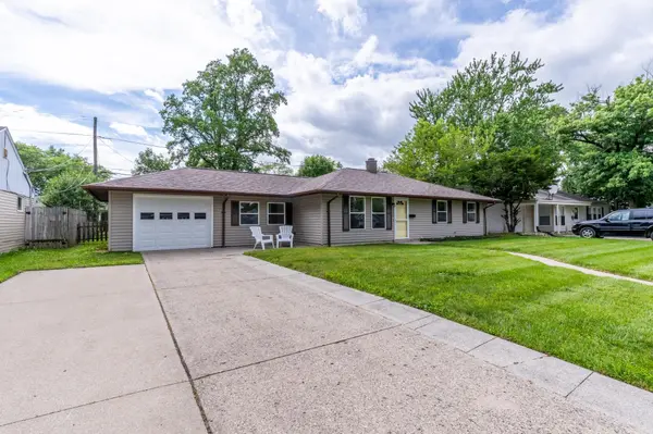 3934 Wenonah LN, Fort Wayne, IN 46809