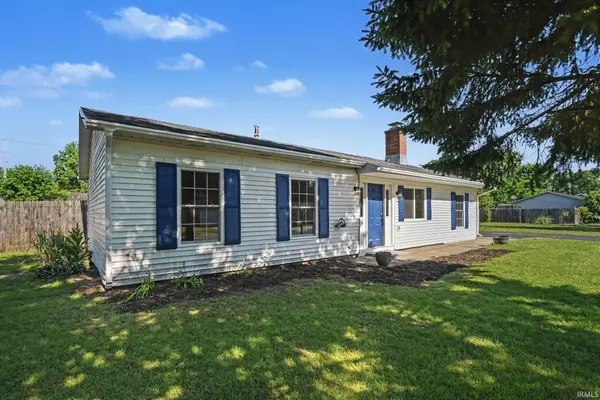 1815 Michaels ST, Warsaw, IN 46580
