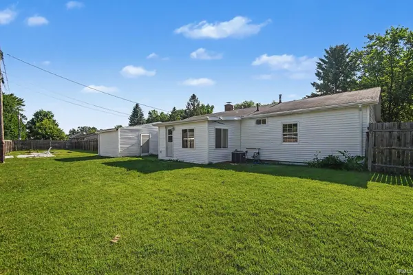 1815 Michaels ST, Warsaw, IN 46580