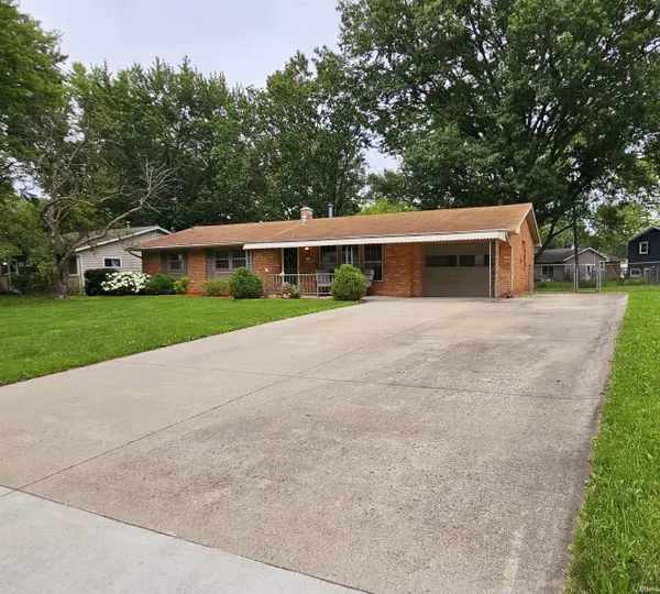 4118 Oakleaf DR, Fort Wayne, IN 46815-5426