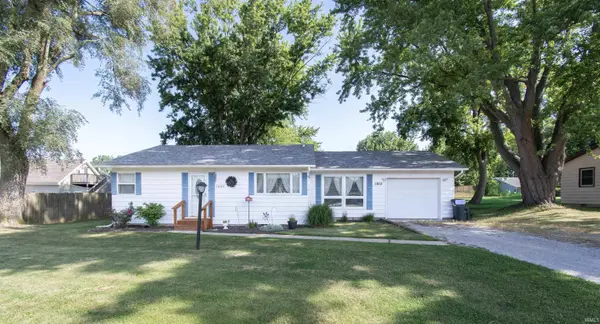1803 Dowling ST, Kendallville, IN 46755