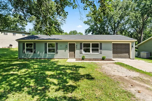 2420 Allegany AVE, Fort Wayne, IN 46809-1767