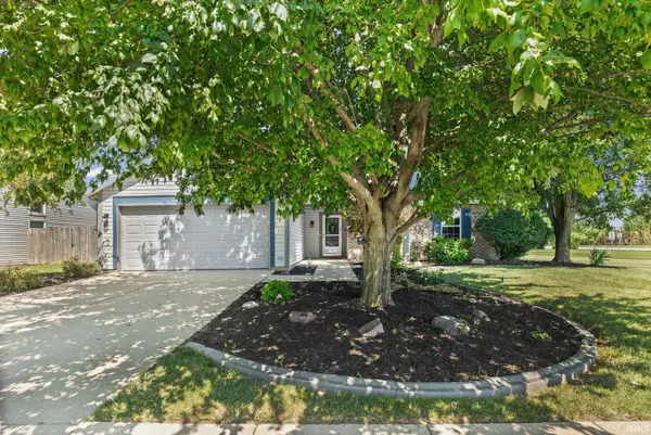 1 Goldersgreen DR, Lafayette, IN 47905