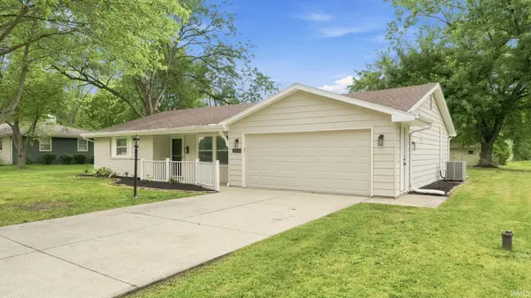 10026 Jamaica DR, Fort Wayne, IN 46825