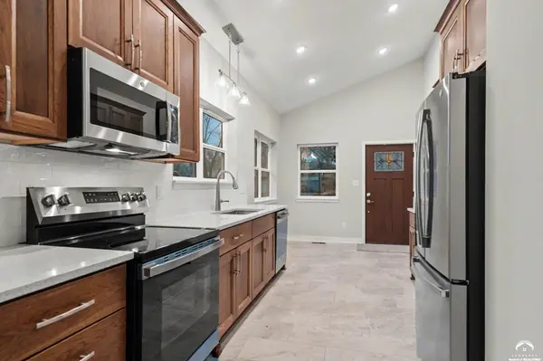 1228 Walnut ST, Eudora, KS 66025