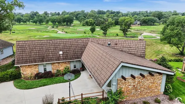 2025 Quail Creek DR, Lawrence, KS 66047