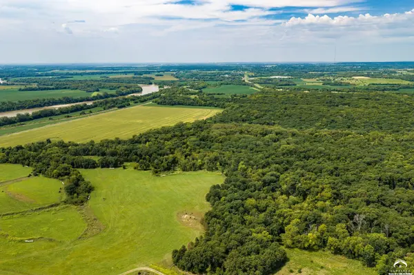 18020 Golden RD, Linwood, KS 66052