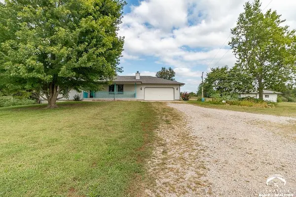 5700 NE Indian Creek RD, Topeka, KS 66617