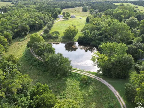 5700 NE Indian Creek RD, Topeka, KS 66617