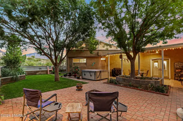 5093 Black Quartz RD, Las Cruces, NM 88011