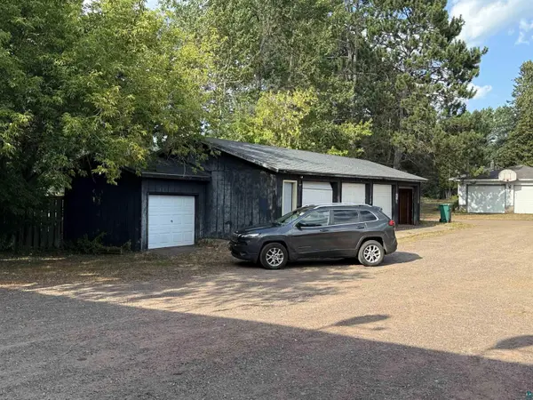 6848 S 1st Ave, Lake Nebagamon, WI 54849