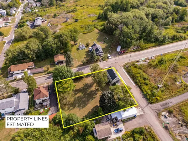 3215 Wellington St, Duluth, MN 55806