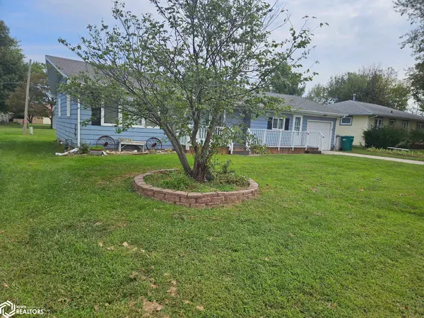 103 E Kennedy St., New London, IA 52645