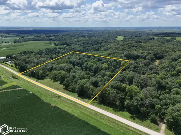Roling Rd., Worthington, IA 52078