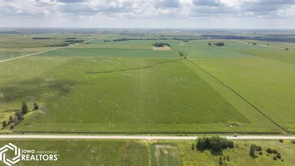 1562 250th St., Ionia, IA 50645
