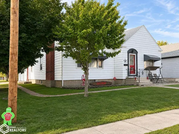 126 W 2nd Street, Kanawha, IA 50447