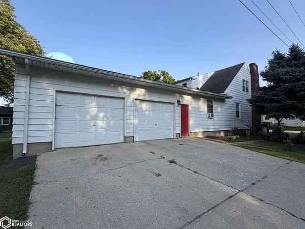 126 W 2nd Street, Kanawha, IA 50447