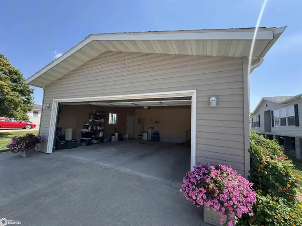 811 Golden Shores, Creston, IA 50801