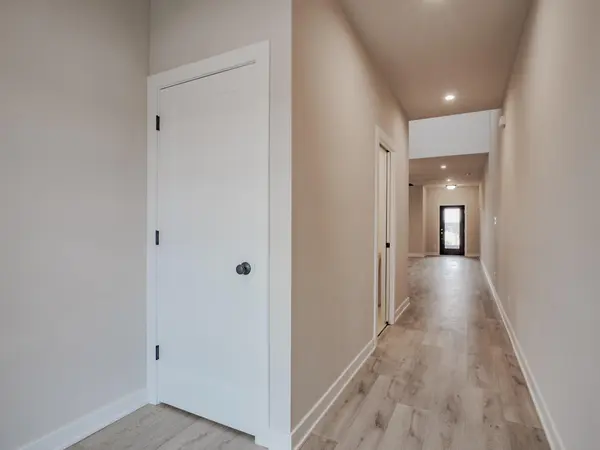 246 Sawgrass DR, Crown Point, IN 46307