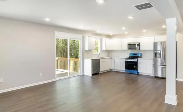 416 Belvoir RD, Kingsford Heights, IN 46346