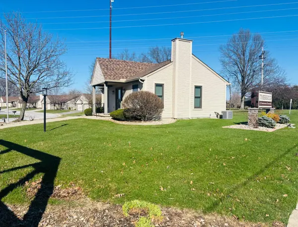 3612 Creekside Drive, Valparaiso, IN 46383