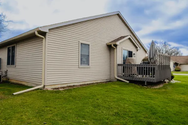 3612 Creekside Drive, Valparaiso, IN 46383